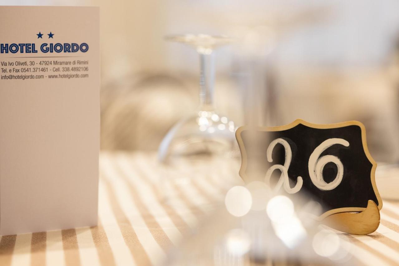 Hotel Giordo Римини Екстериор снимка
