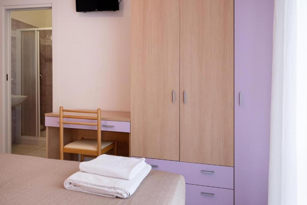 Hotel Giordo Римини Екстериор снимка